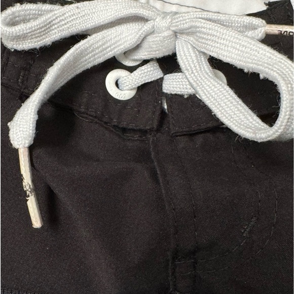 BODY GLOVE WOMEN’S SWIM BLACK BOARD SHORTS SIZE M - Picture 12 of 13
